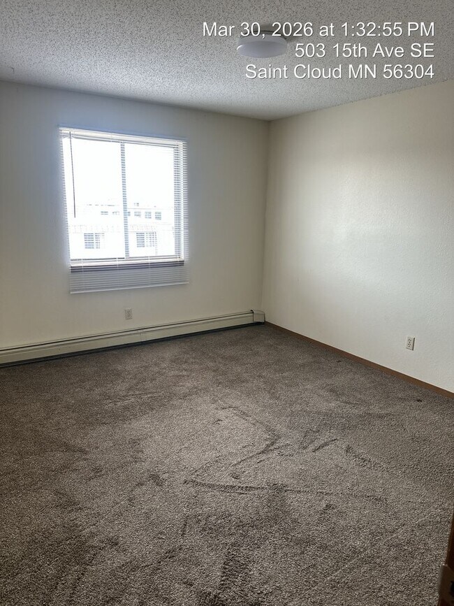 Building Photo - Two Bedroom