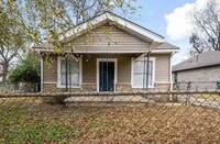 Building Photo - Charming 3BR/1BA Home with Detached Garage