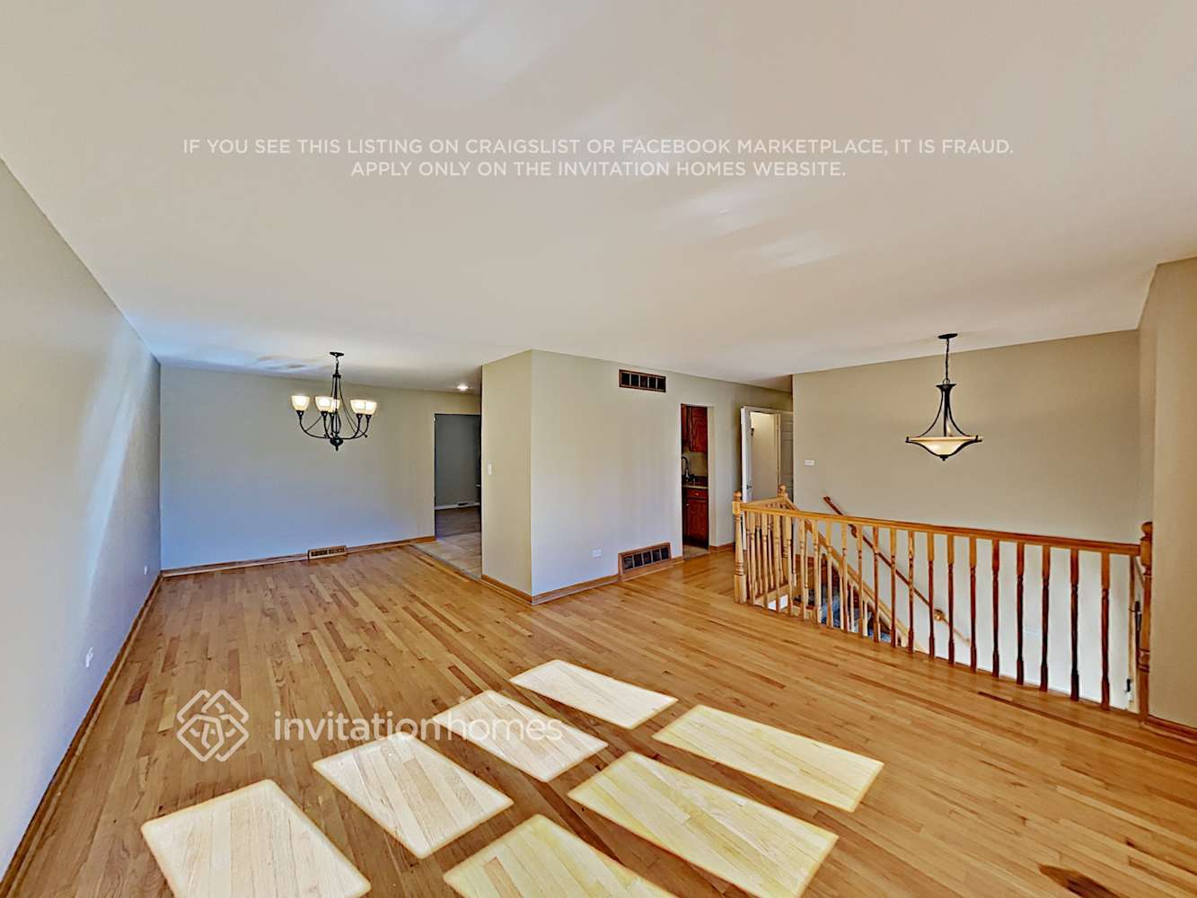 Building Photo - 13601 Cherry Ln