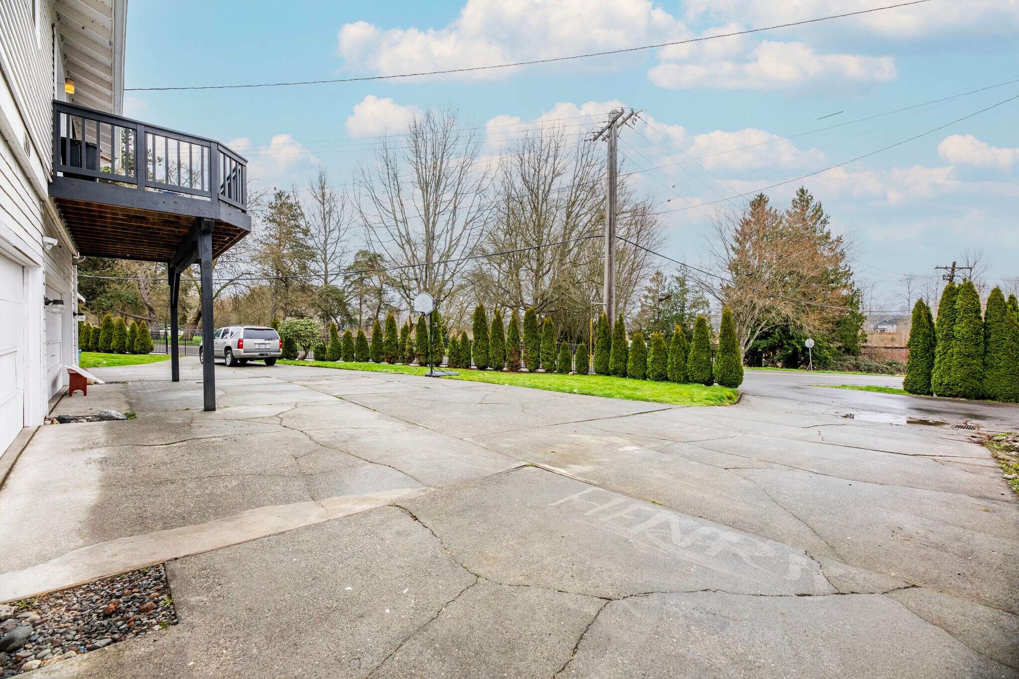 Building Photo - 4701 S 3rd Ave