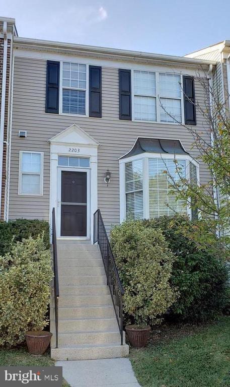 Primary Photo - 2203 Montauk Dr