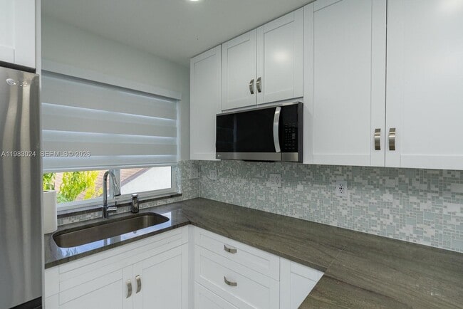 Building Photo - 13270 SW 103rd Terrace