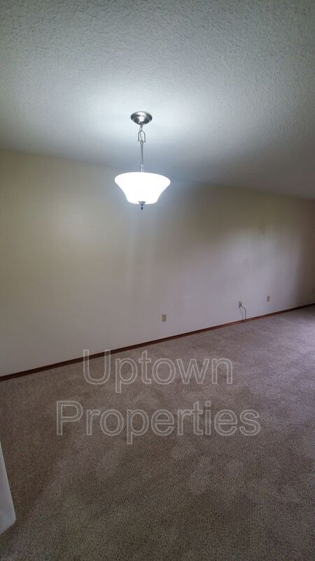 Building Photo - 1516 SW Dewitt St