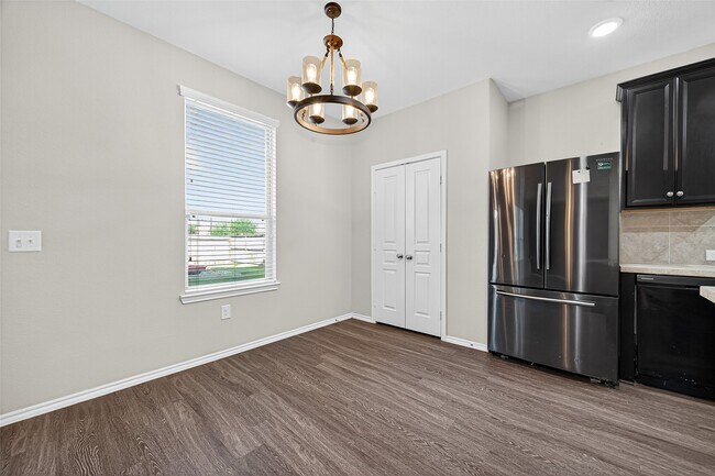 Building Photo - 5027 Brewcastle Ln