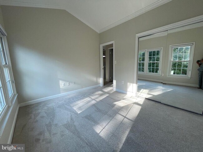 Building Photo - 9715 Whitley Park Pl