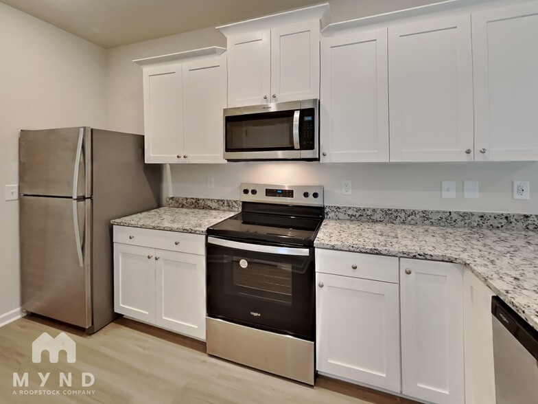 Building Photo - 56 Royal Mdw Dr