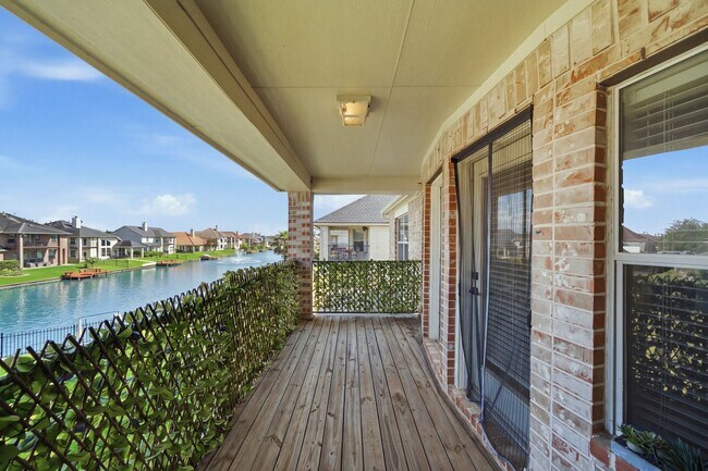 Building Photo - 14207 Hawkesbury Ct