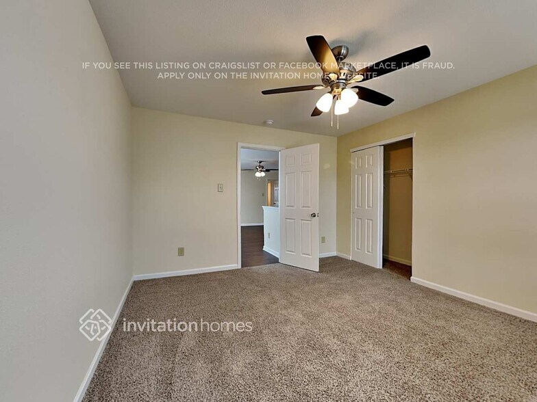 Building Photo - 938 Littleton Dr