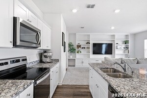 Building Photo - 7726 Fern Holw