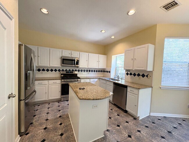 Building Photo - 3516 Bratton Heights Dr