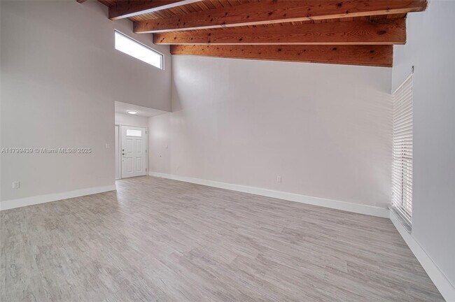 Building Photo - 9068 SW 129th Ln