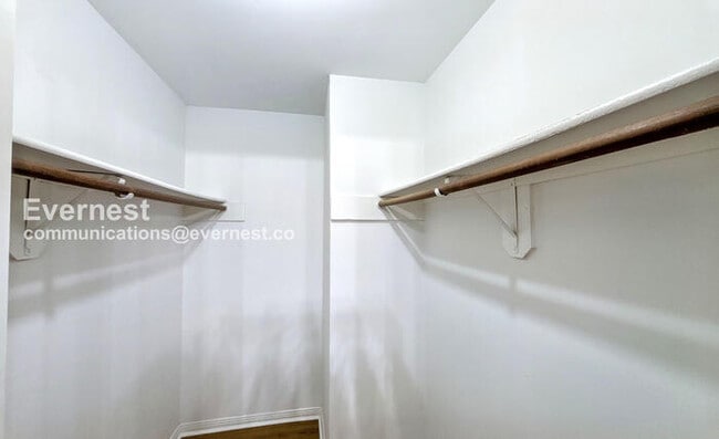 Building Photo - 8534 Dawnridge Dr