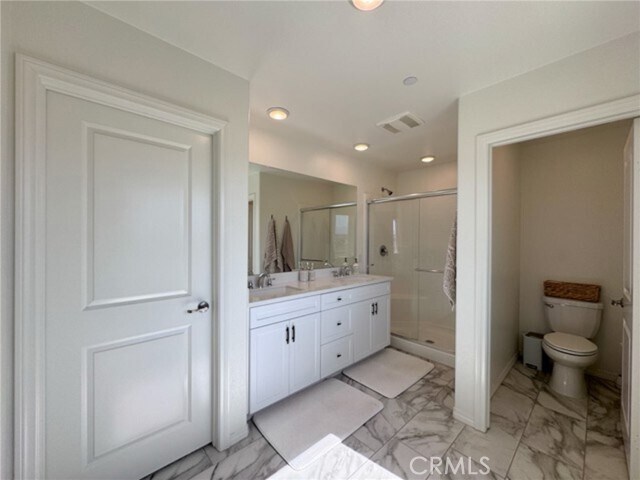 Building Photo - 36224 Owens Dr