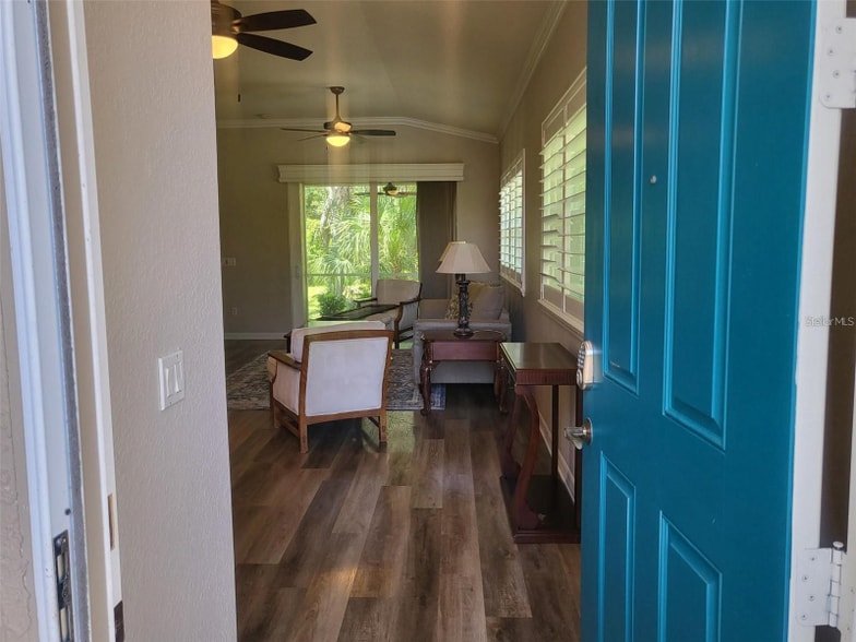 Building Photo - 201 Auburn Woods Cir