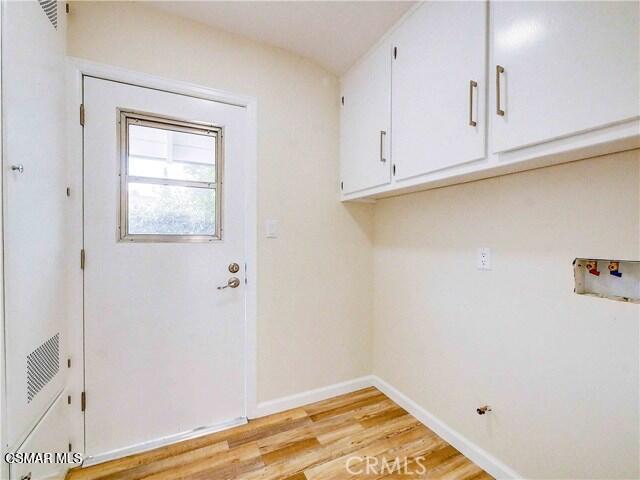 Building Photo - 15931 Tuba St