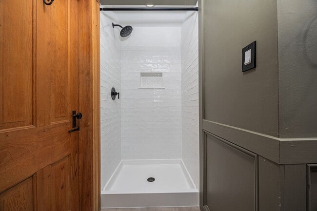 Building Photo - 357 Jackson St