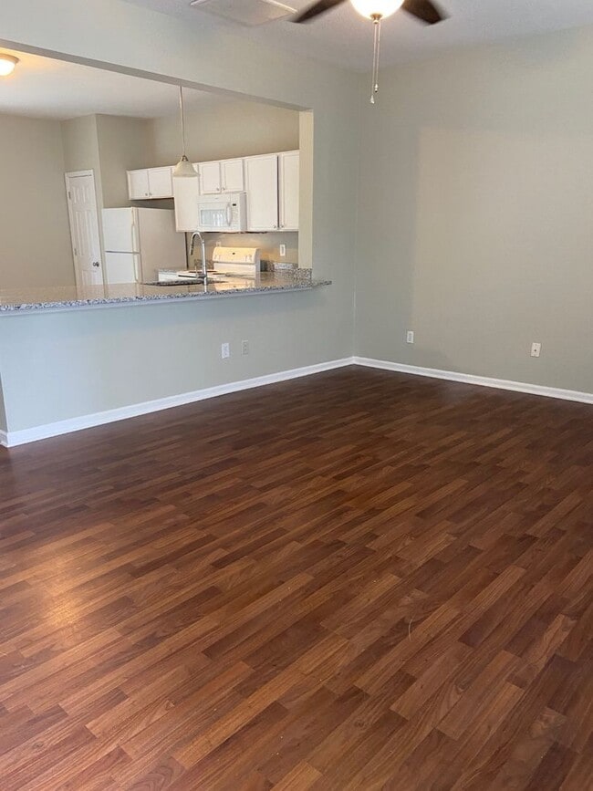 Building Photo - Coming Soon! 3 bedroom/ 2.5 bathroom Townhouse!