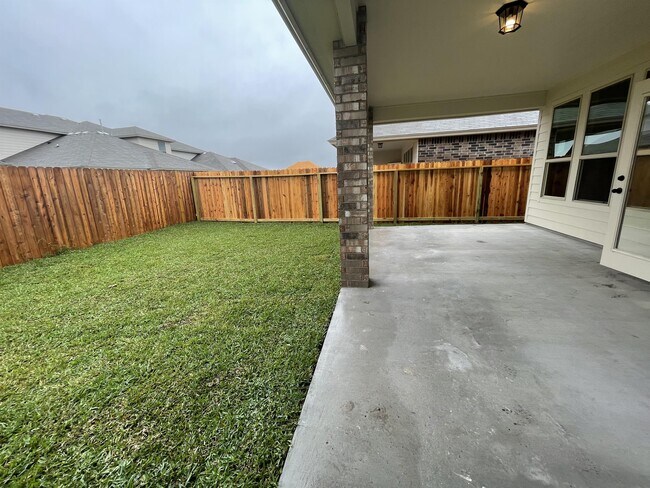 Building Photo - 8022 Calma St