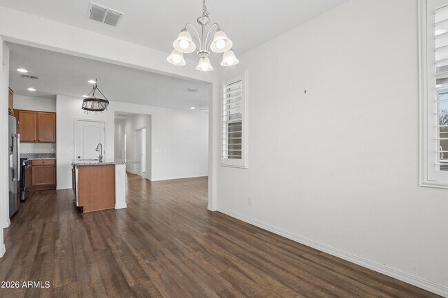 Building Photo - 17863 W Hiddenview Dr