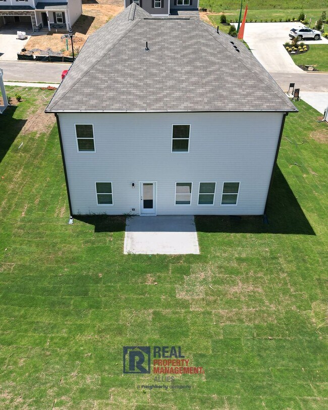 Building Photo - Welcome to Your Dream Home in Adairsville!