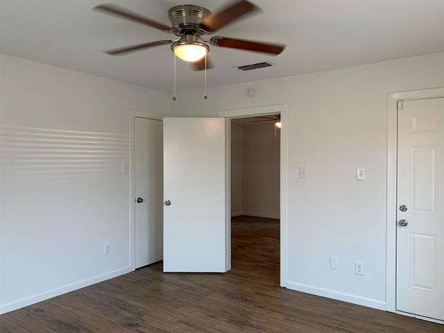 Building Photo - 3901 Bois D Arc St