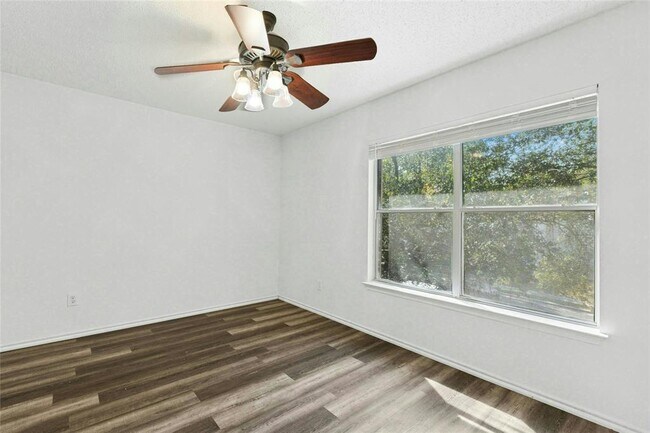 Building Photo - 1614 Alazan Cove