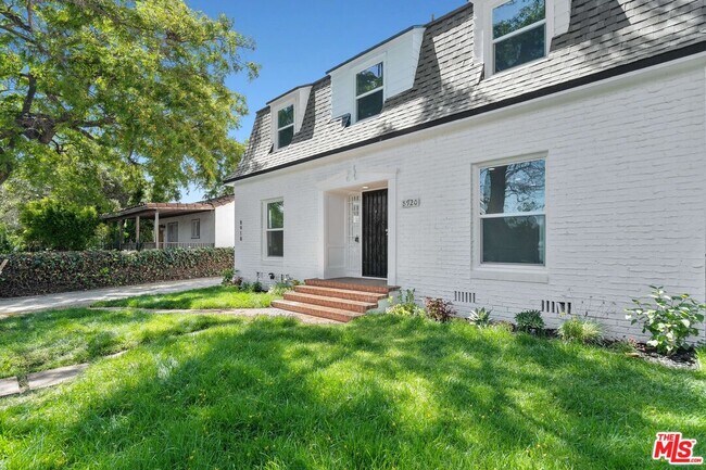 Building Photo - 8918 Cadillac Ave