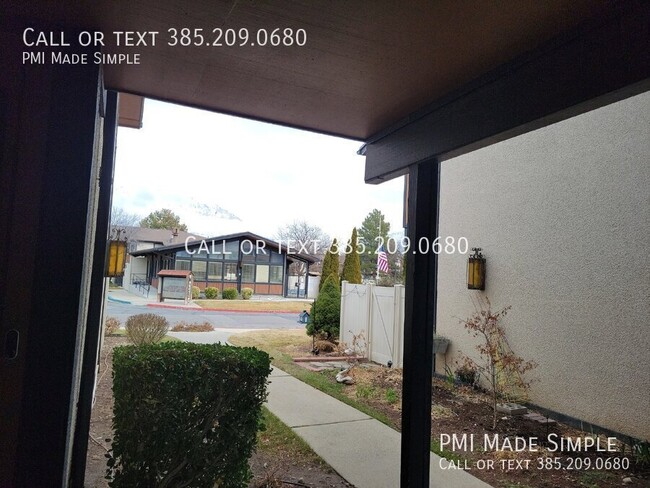 Building Photo - Charming 3 Bed Condo with Pool & Playgroun...