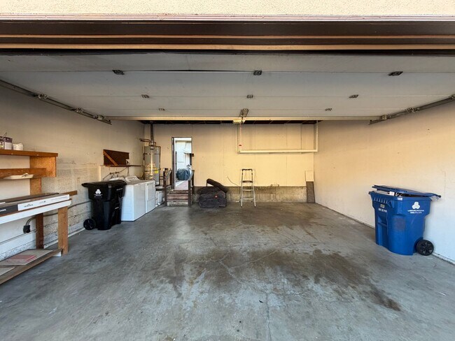 Building Photo - 1519 Stonewood Ct