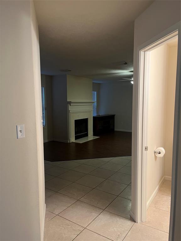 Building Photo - 302 Inverness Dr