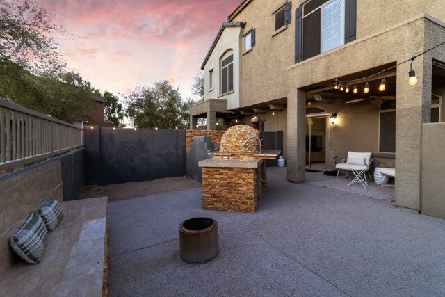 Building Photo - 470 N 168th Ln