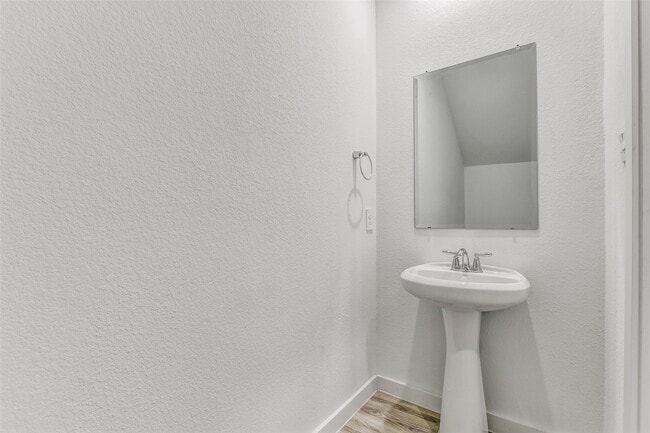 Building Photo - 3028 Crown Gate Dr