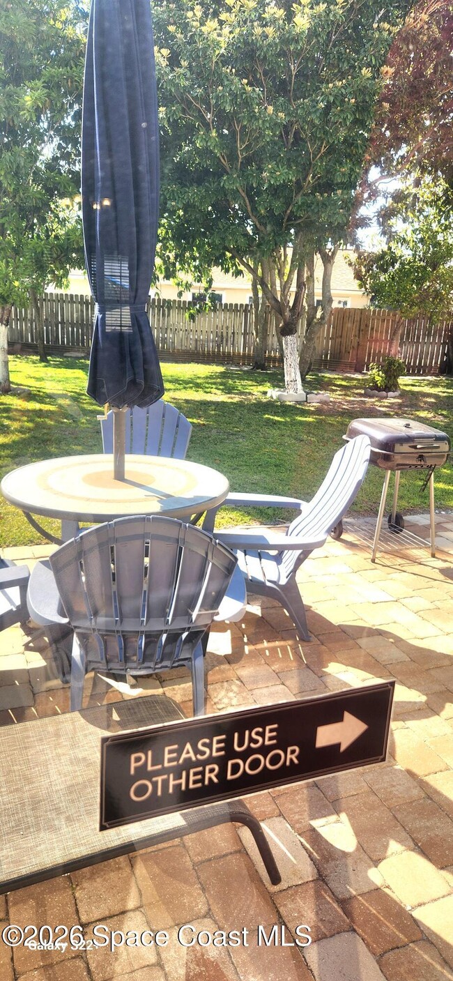 Building Photo - 1327 Cherry Hills Rd NE