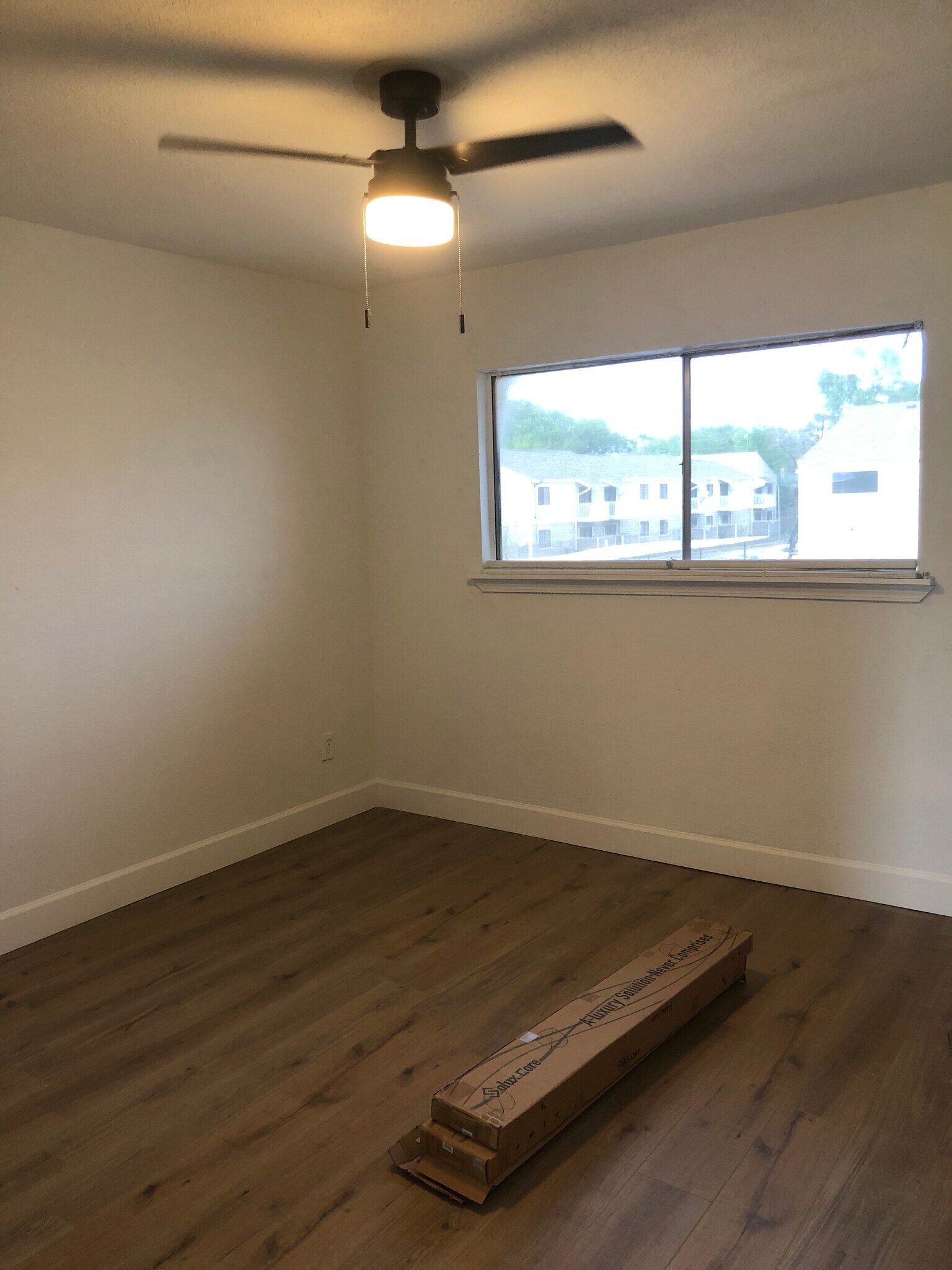 Building Photo - 15115 Mesa Dr