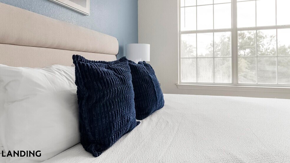 Building Photo - 12310 Seacrest Lane