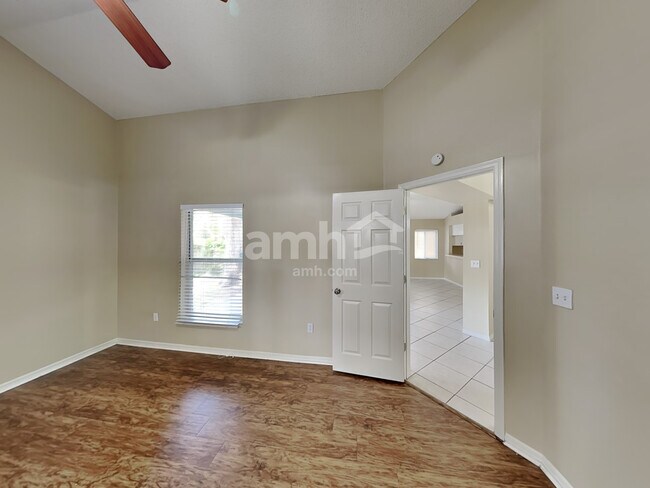 Building Photo - 1821 Rudder Dr