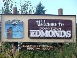 Building Photo - Downtown Edmonds Condo Rare 1 bed/1.5 bath...