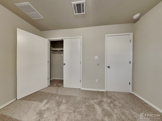 Building Photo - 3504 Gooseneck LN