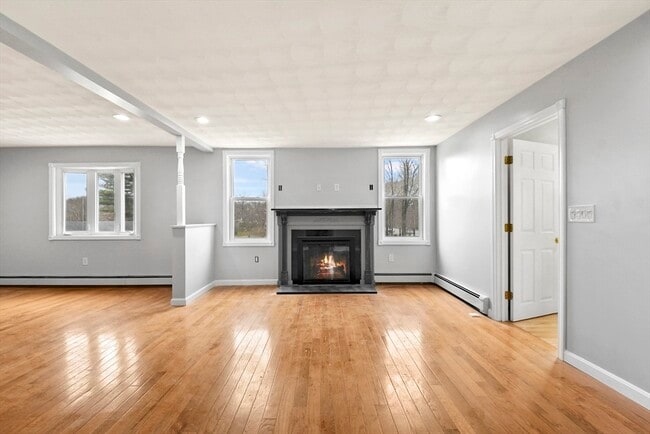 Building Photo - 515 Winthrop St