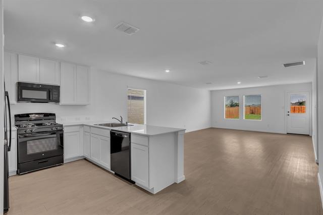 Building Photo - 11325 Rodeo Dr