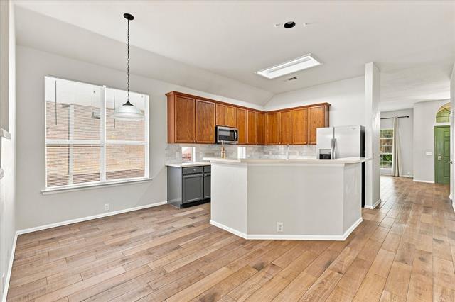 Building Photo - 2812 Thorncreek Ln