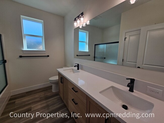 Building Photo - Stunning Brand New 4-Bedroom House in Rive...