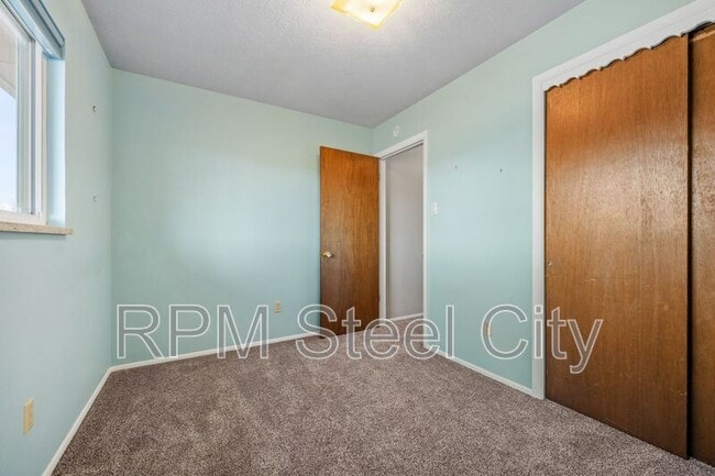 Building Photo - 61 University Cir