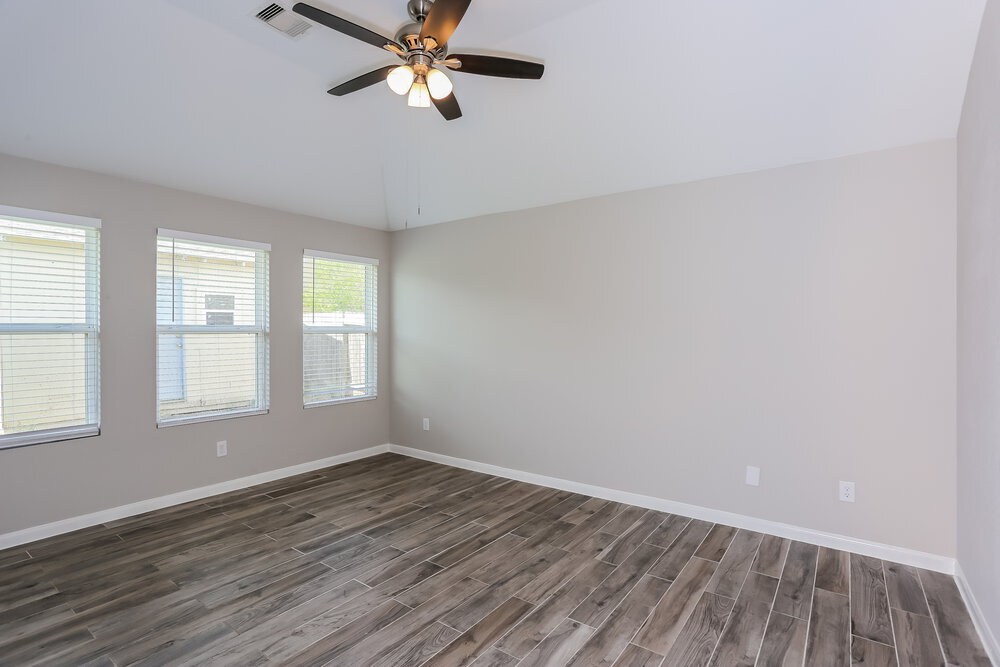 Building Photo - 5202 El Tigre Ln