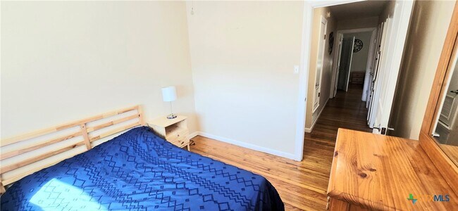 Building Photo - 2700 John Rd