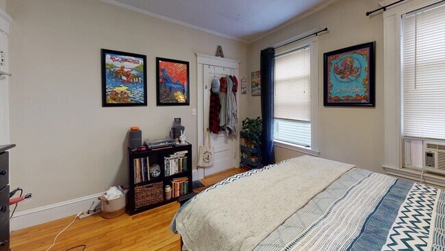 Building Photo - 295-297 Washington St