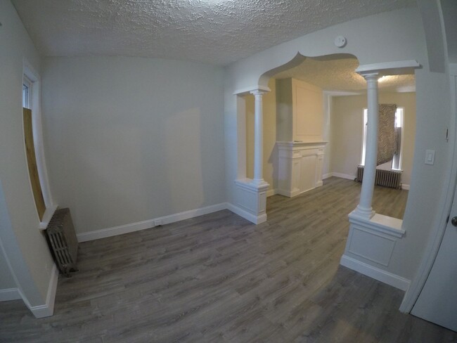 Building Photo - Amazing West Oak Lane 3bd/1ba Available NOW!