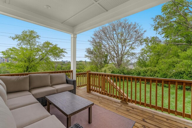 Building Photo - 500 Waycross Dr