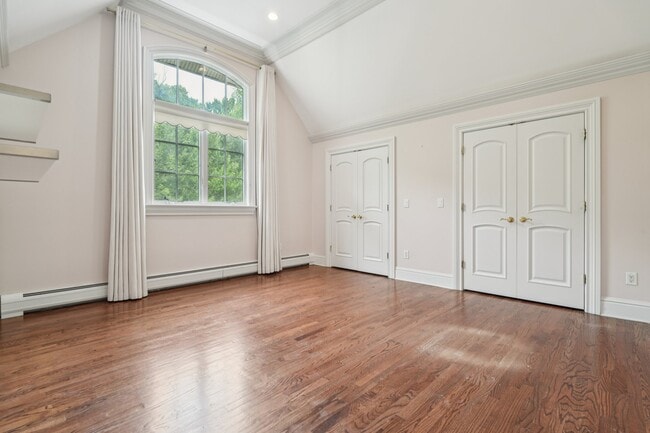 Building Photo - 55 McDermott Way