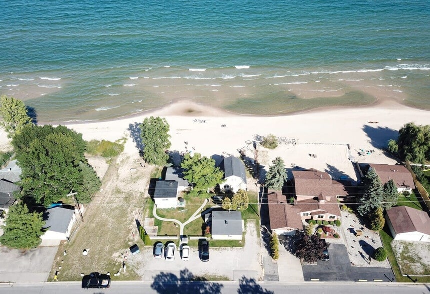Building Photo - 7536 U.S. 23-SI FL2-ID1539801P